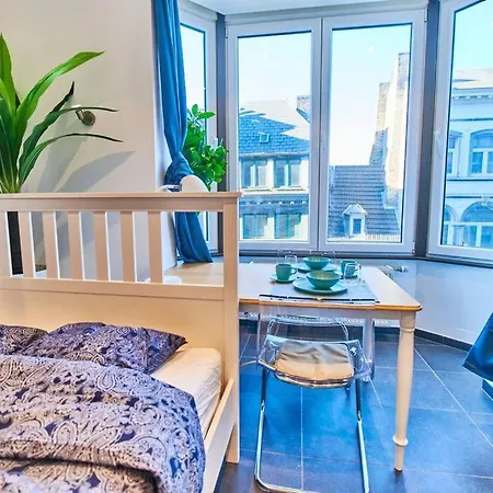 Hyper Centre - Cathedrale Апартаменты *